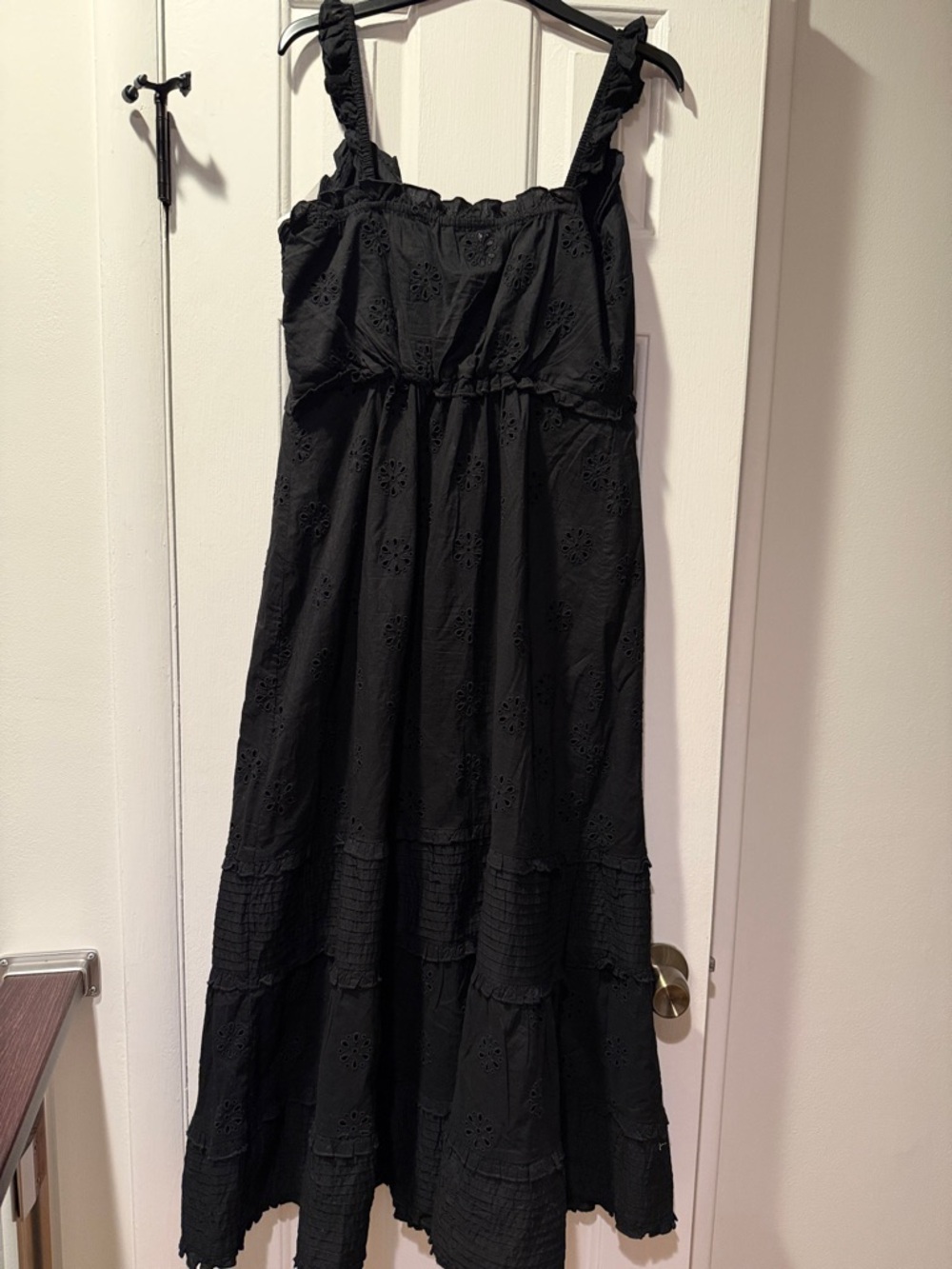 GAP Black Eyelet Tiered Maxi Dress - Picture 7 of 16
